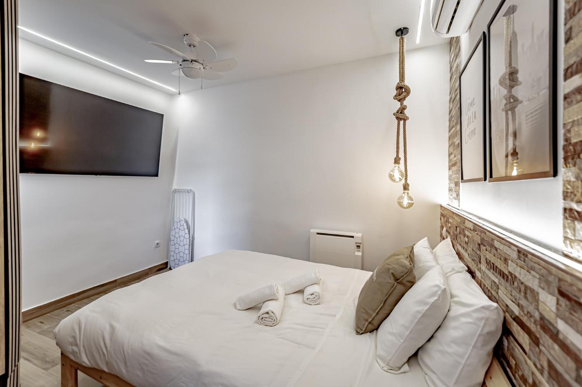 Apartamentos Estrecho Мадрид Номер фото